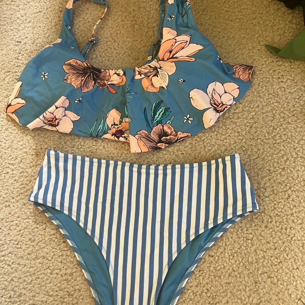 Cupshe Floral and Striped Bikini Set - Blue and White